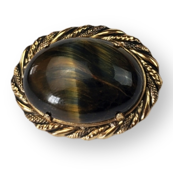 Vintage Jewelry - Vintage Tigers Eye Brooch Domed Cabochon Antiqued Gold Tone Oval Tigerseye 1.25"